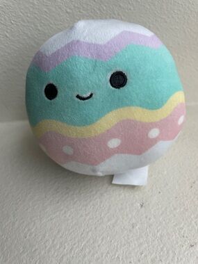 KellyToys Squishmallows Mystery Squad 2023 Easter Egg 4”